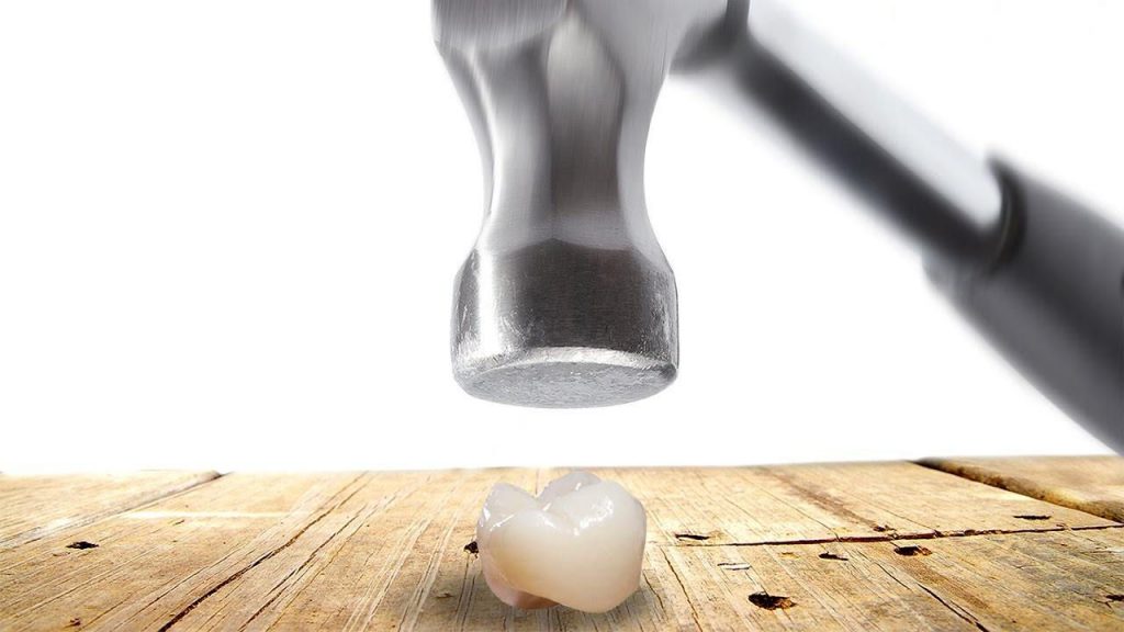 răng sứ neva crystal