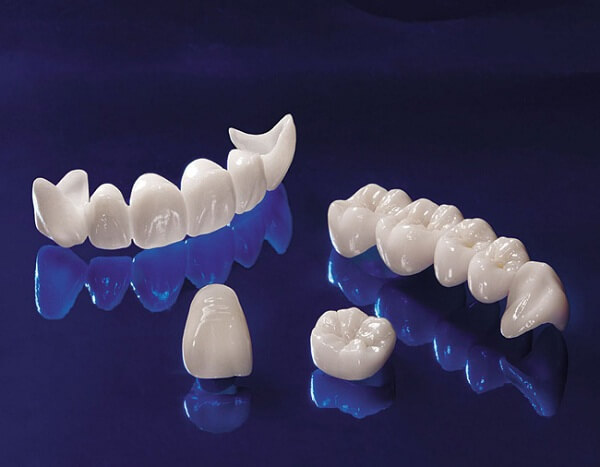 Ưu điểm và nhược điểm của phương pháp bọc răng sứ Zirconia