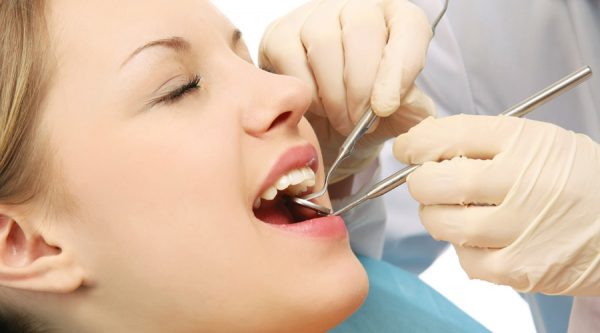 lỗ hổng sau khi nhổ răng, nhổ răng khôn để lại lỗ, nhổ răng để lại lỗ, lỗ sau khi nhổ răng khôn