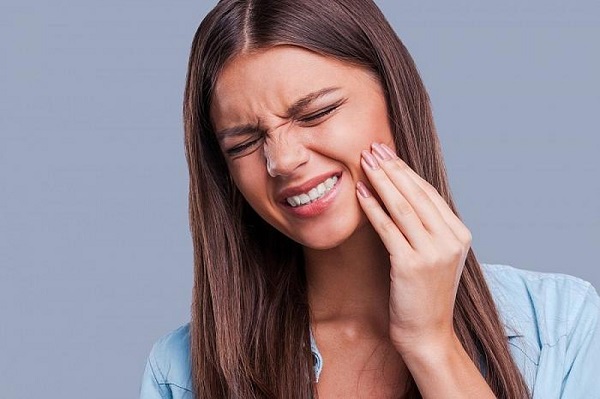 răng cấm mọc lệch có nên nhổ không, răng khôn mọc lệch có nên nhổ không, răng khôn mọc lệch có phải nhổ không, răng cấm mọc lệch có phải nhổ không