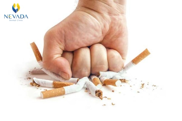 tác hại của thuốc lá đối với răng miệng, hút thuốc lá có hại cho răng không, tác hại của thuốc lá với răng miệng, tác hại của thuốc lá đối với răng miệng